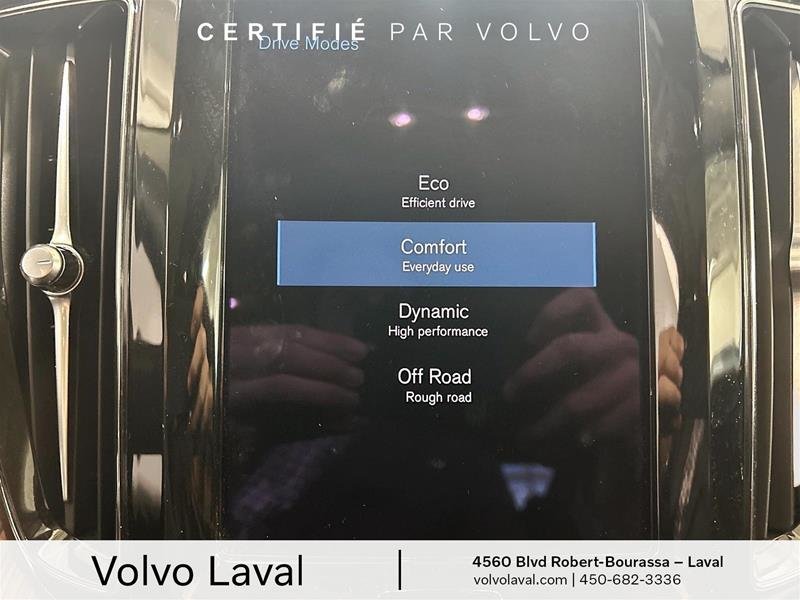 2021 Volvo XC60 T5 AWD Momentum in Laval, Quebec - 17 - w1024h768px