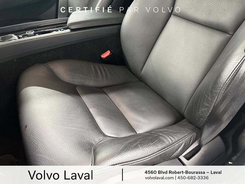 2021 Volvo XC60 T5 AWD Momentum in Laval, Quebec - 14 - w1024h768px