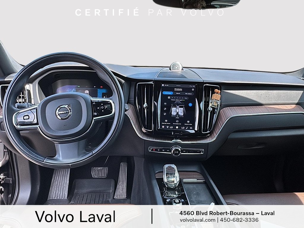 Volvo XC60 Inscription 2022 à Laval, Québec - 10 - w1024h768px