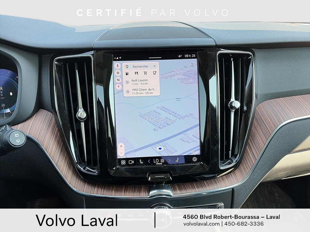 Volvo XC60 Plus Dark Theme 2023 à Laval, Québec - 17 - w1024h768px