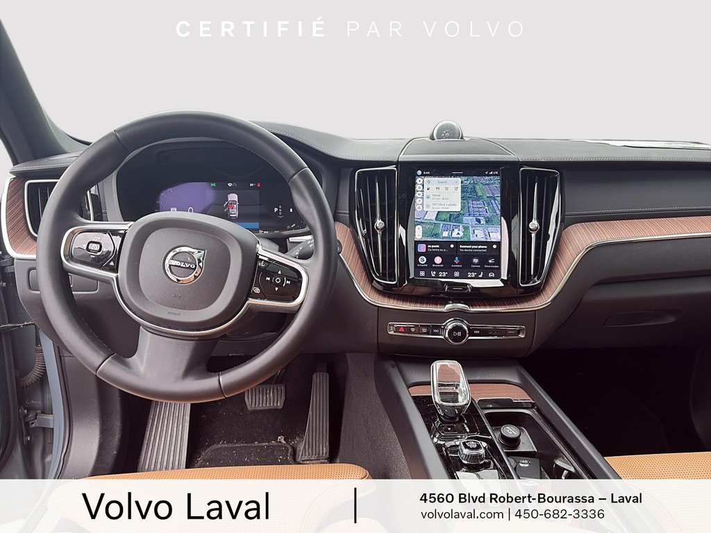 Volvo XC60 Ultimate Dark Theme 2023 à Laval, Québec - 9 - w1024h768px