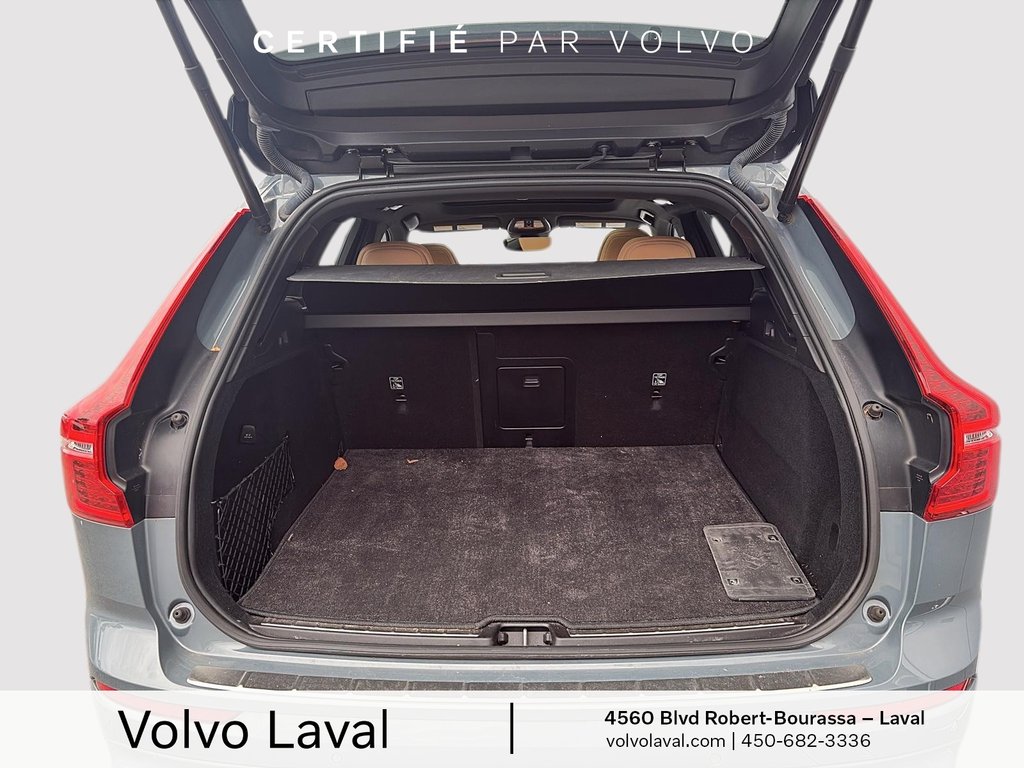 Volvo XC60 Ultimate Dark Theme 2023 à Laval, Québec - 6 - w1024h768px