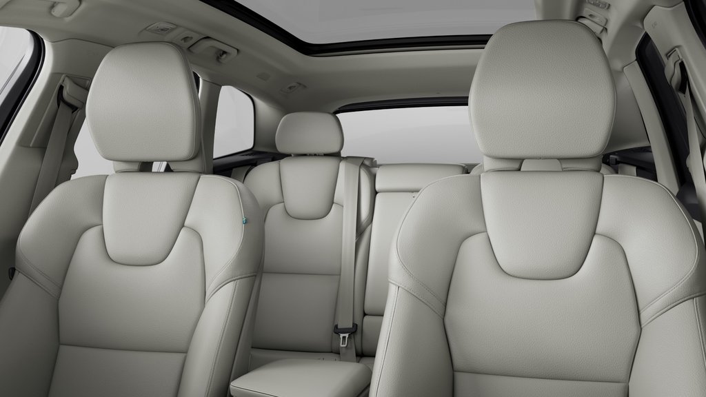 Volvo XC60 Plus Dark Theme 2025 à Laval, Québec - 10 - w1024h768px