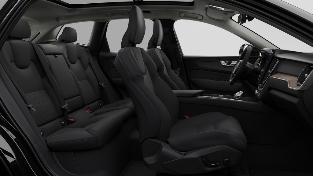 Volvo XC60 Core Dark Theme 2026 à Laval, Québec - 13 - w1024h768px