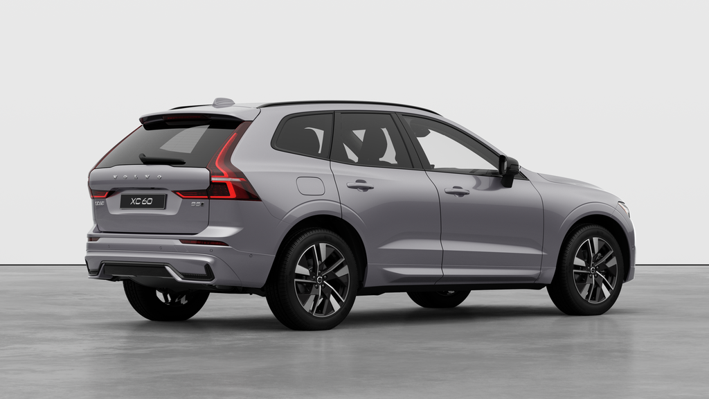 Volvo XC60 Plus Dark Theme 2026 à Laval, Québec - 4 - w1024h768px