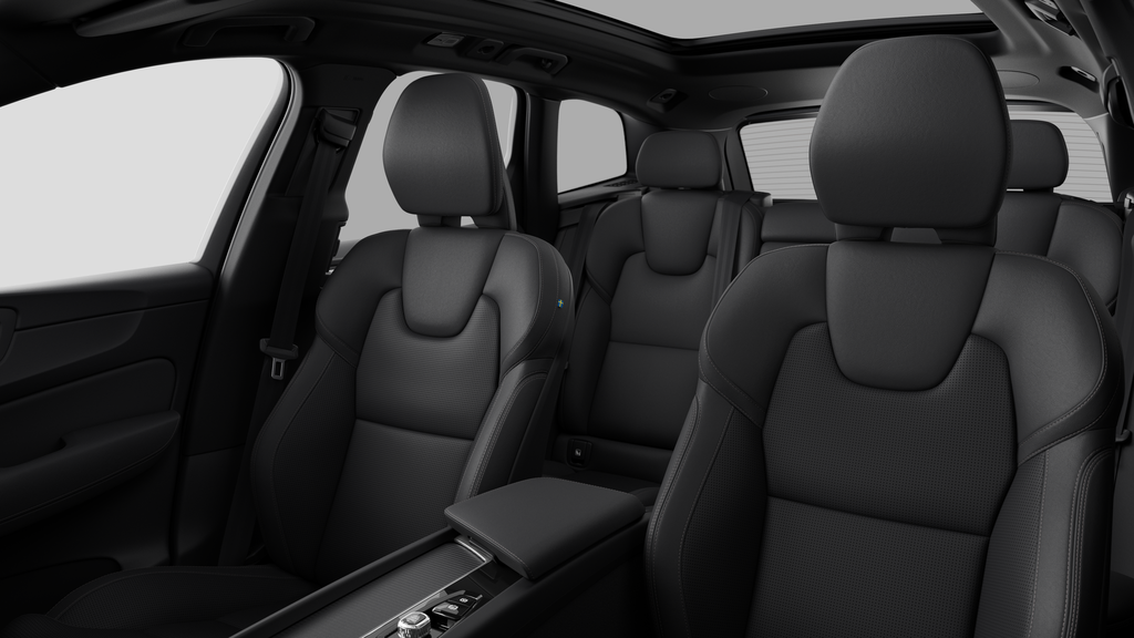 Volvo XC60 Ultra Black Edition 2026 à Laval, Québec - 12 - w1024h768px