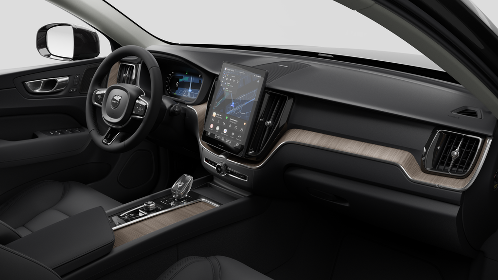 Volvo XC60 Plus 2026 à Laval, Québec - 10 - w1024h768px
