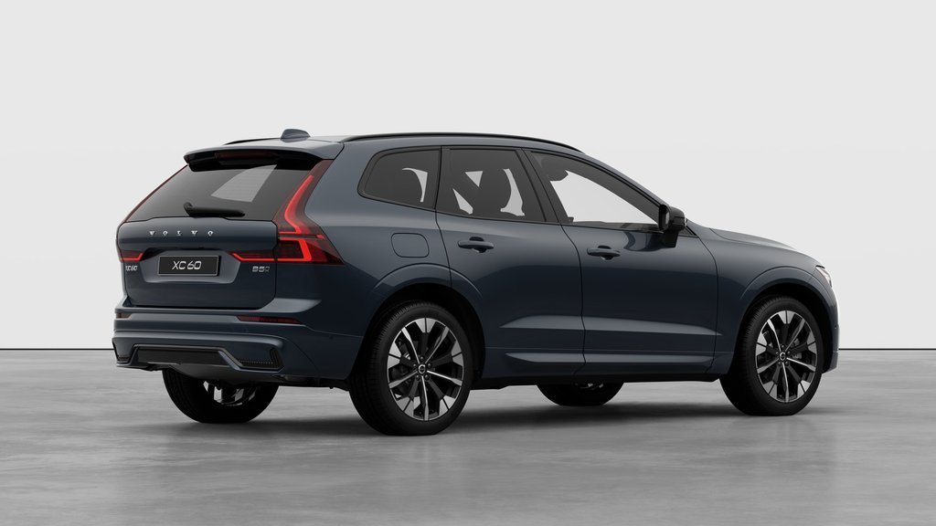 2027 Volvo XC60 Plus (Dark Theme) in Laval, Quebec - 4 - w1024h768px