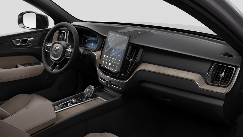 2027 Volvo XC60 Plus (Dark Theme) in Laval, Quebec - 10 - w1024h768px