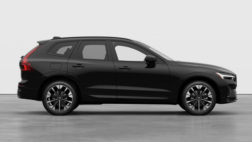 2027 Volvo XC60 Plus (Dark Theme) in Laval, Quebec - 7 - w1024h768px