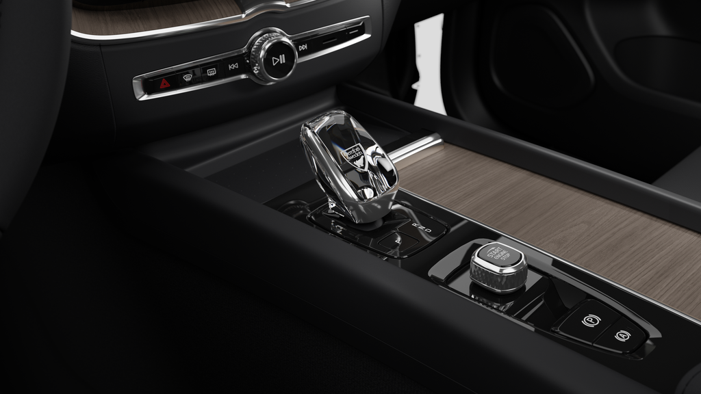 2027 Volvo XC60 Core (Dark Theme) in Laval, Quebec - 11 - w1024h768px