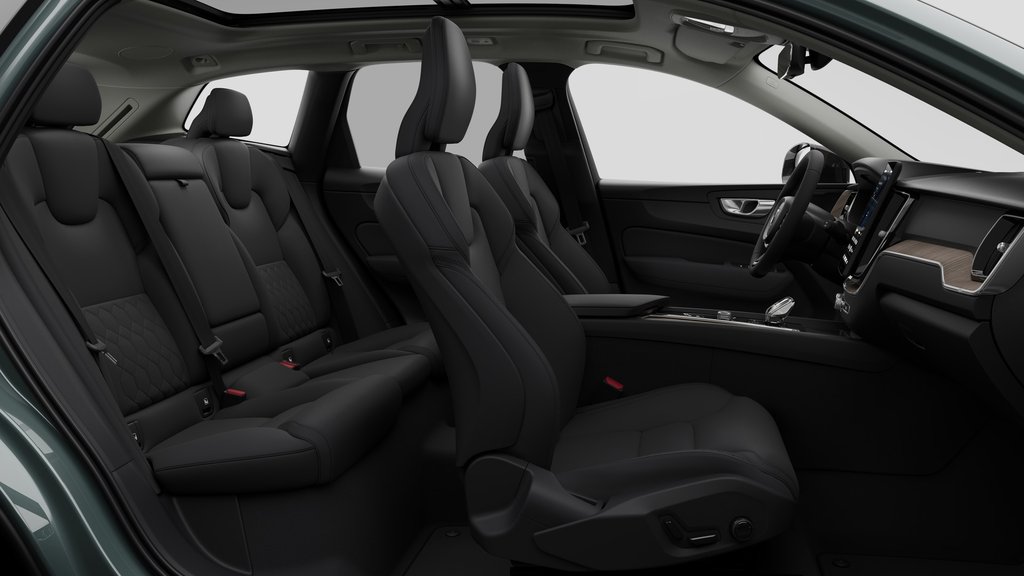 Volvo XC60 Plus Dark Theme 2027 à Laval, Québec - 13 - w1024h768px