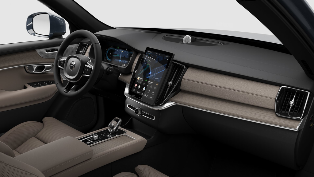 Volvo XC90 PLUG-IN HYBRID Ultra Bright Theme 2025 à Laval, Québec - 10 - w1024h768px