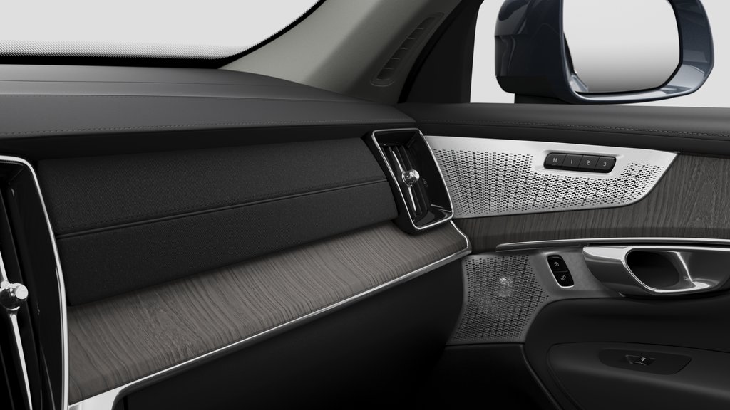 2026 Volvo XC90 PLUG-IN HYBRID Ultra Bright Theme in Laval, Quebec - 9 - w1024h768px