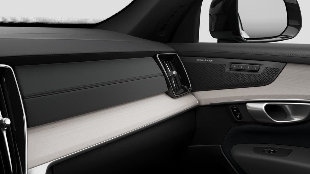 Volvo XC90 Plug-In Hybrid Ultra Dark Theme 2026 à Laval, Québec - 9 - w1024h768px