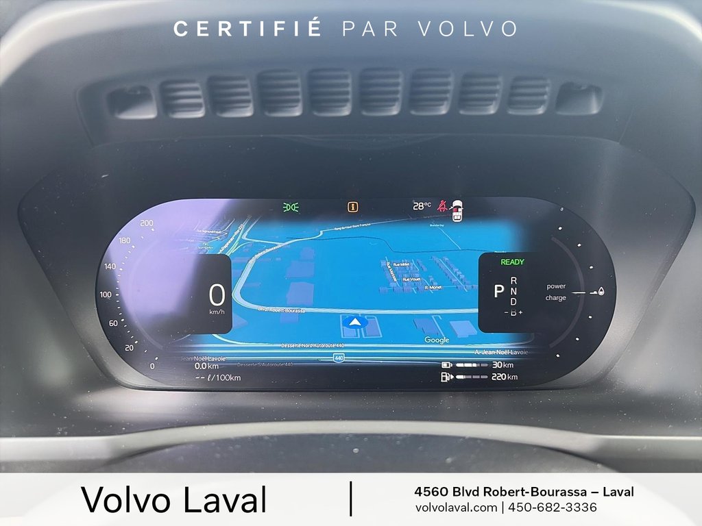 Volvo XC90 Recharge Plus Dark Theme 2023 à Laval, Québec - 14 - w1024h768px