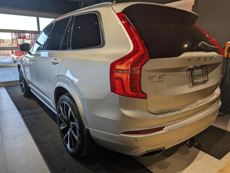 2020  XC90 T8 eAWD Momentum in Laval, Quebec - 4 - w1024h768px