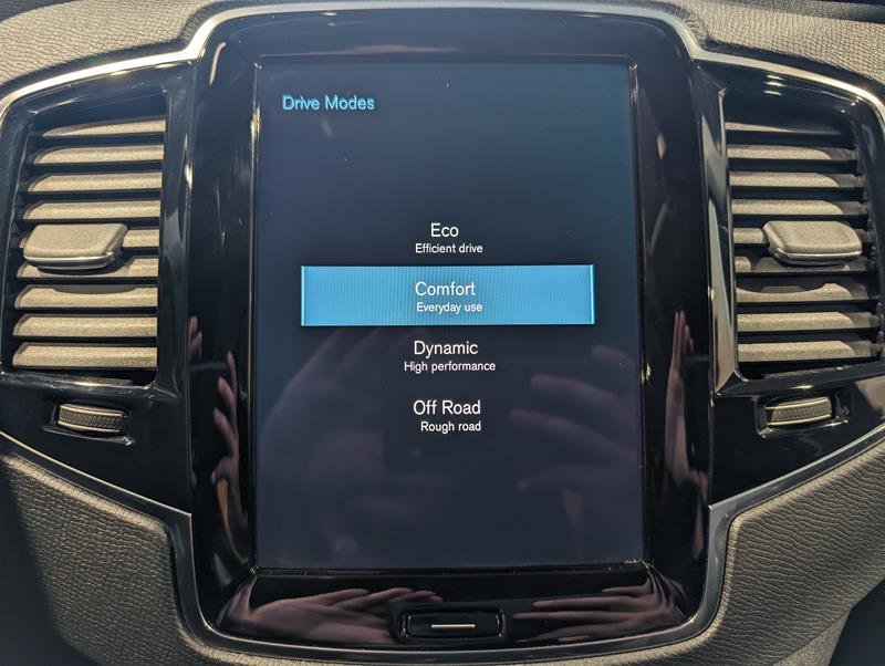 2020  XC90 T6 AWD Momentum (7-Seat) in Laval, Quebec - 17 - w1024h768px