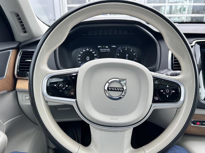 2020  XC90 T6 AWD Inscription (7-Seat) in Laval, Quebec - 12 - w1024h768px