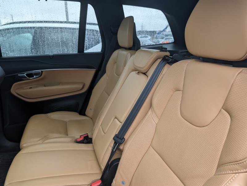 2020  XC90 T6 AWD Inscription (7-Seat) in Laval, Quebec - 7 - w1024h768px