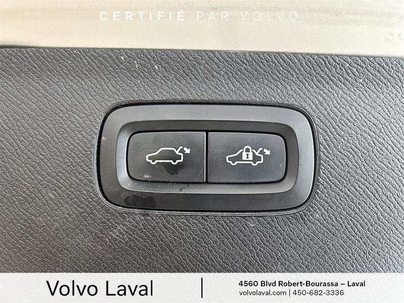 2021 Volvo XC90 T6 AWD R-Design 7 Seater in Laval, Quebec - 26 - w1024h768px