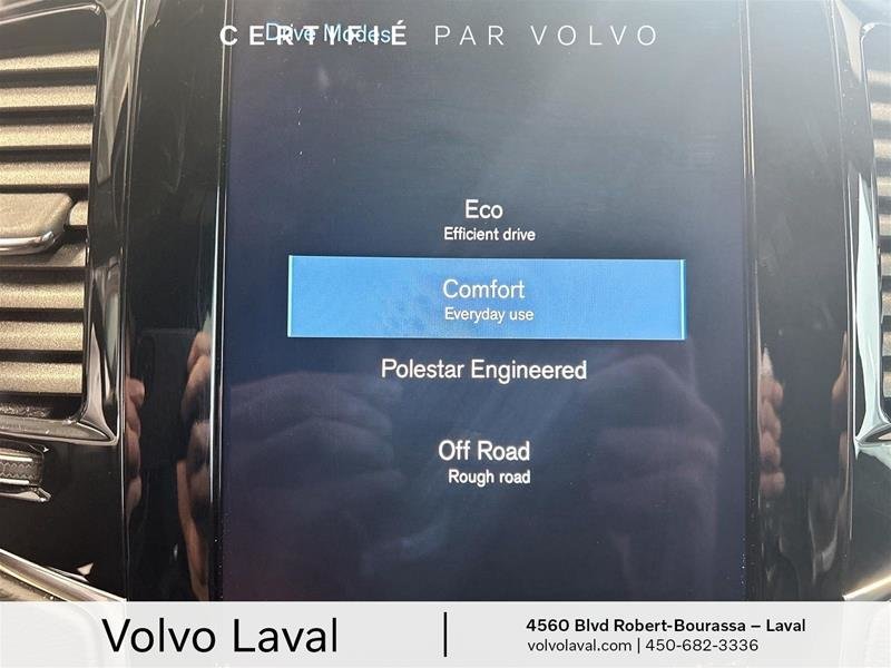 2021 Volvo XC90 T6 AWD R-Design 7 Seater in Laval, Quebec - 19 - w1024h768px