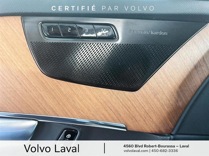 Volvo XC90 T6 AWD Momentum (7-Seat) 2021 à Laval, Québec - 20 - w1024h768px