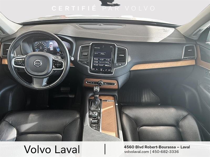 Volvo XC90 T6 AWD Momentum (7-Seat) 2021 à Laval, Québec - 9 - w1024h768px