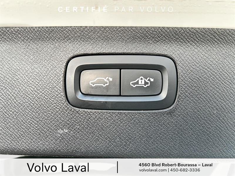 Volvo XC90 T6 AWD Momentum (7-Seat) 2021 à Laval, Québec - 23 - w1024h768px