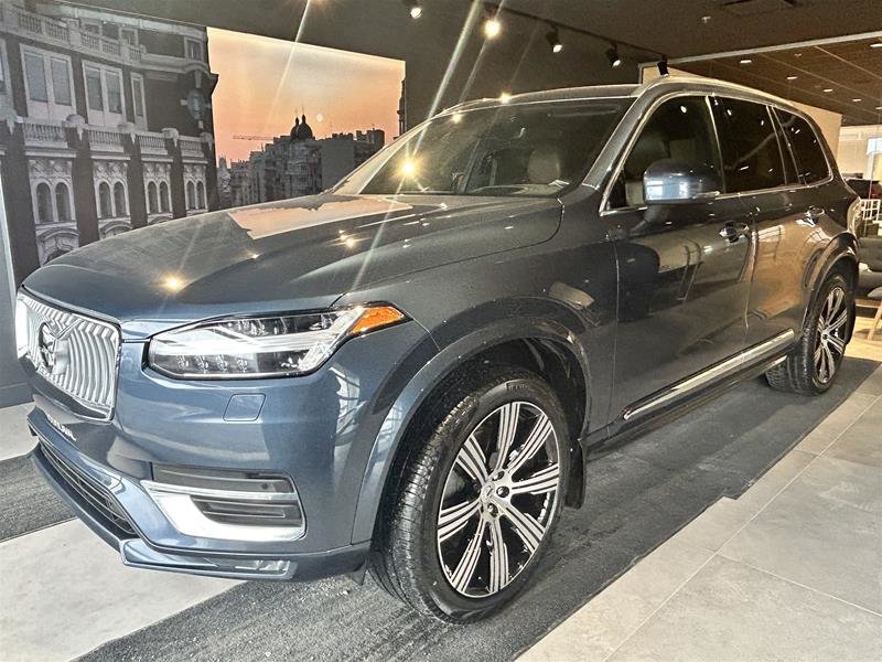 2022  XC90 T6 AWD Inscription (7-Seat) in Laval, Quebec - 1 - w1024h768px