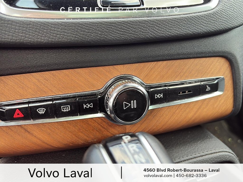 Volvo XC90 Momentum 2022 à Laval, Québec - 20 - w1024h768px