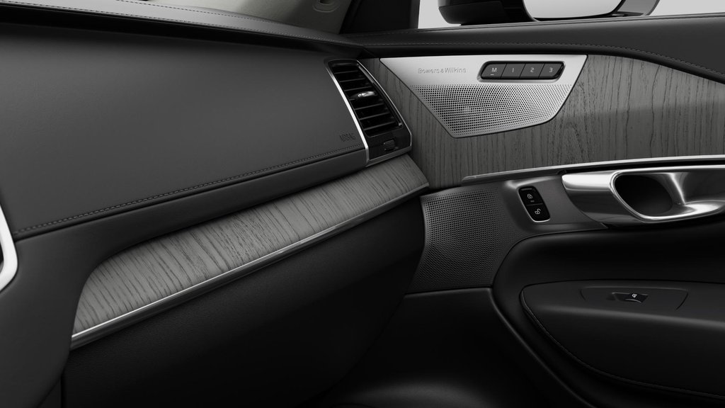 2025 Volvo XC90 Ultra Bright Theme in Laval, Quebec - 7 - w1024h768px