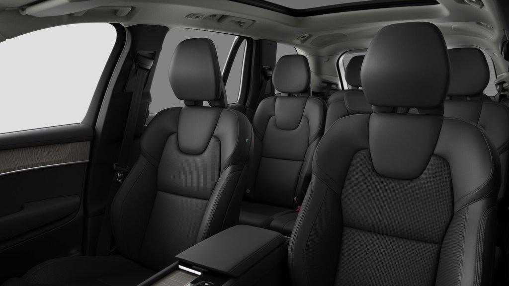 Volvo XC90 Ultra Bright Theme 2026 à Laval, Québec - 12 - w1024h768px