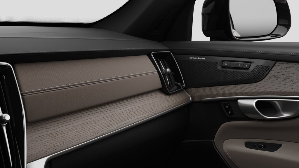 Volvo XC90 Ultra Dark Theme 2027 à Laval, Québec - 9 - w1024h768px