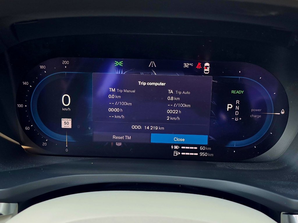 2024 Volvo S60 Recharge ULTIMATE DARK THEME-1