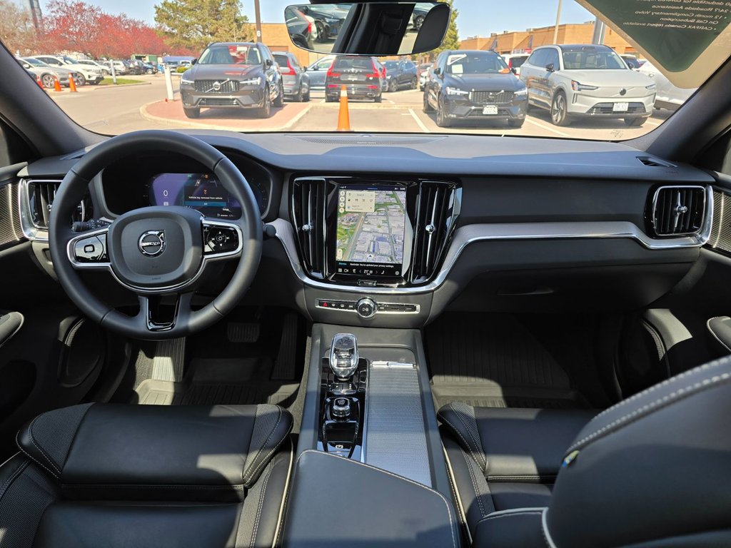2024 Volvo S60 PLUS BLACK EDITION-4