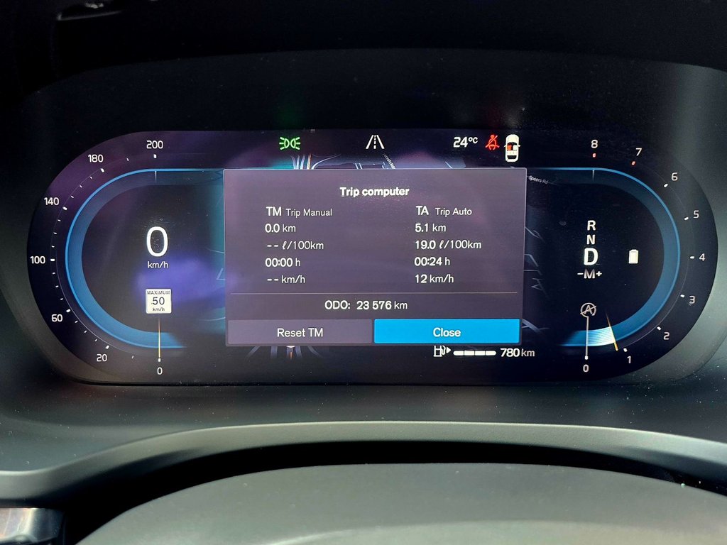 2024 Volvo S60 PLUS BLACK EDITION-1