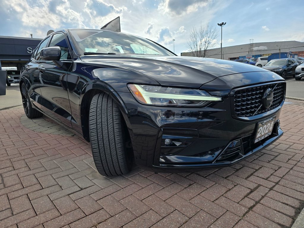 2024 Volvo S60 PLUS BLACK EDITION-5
