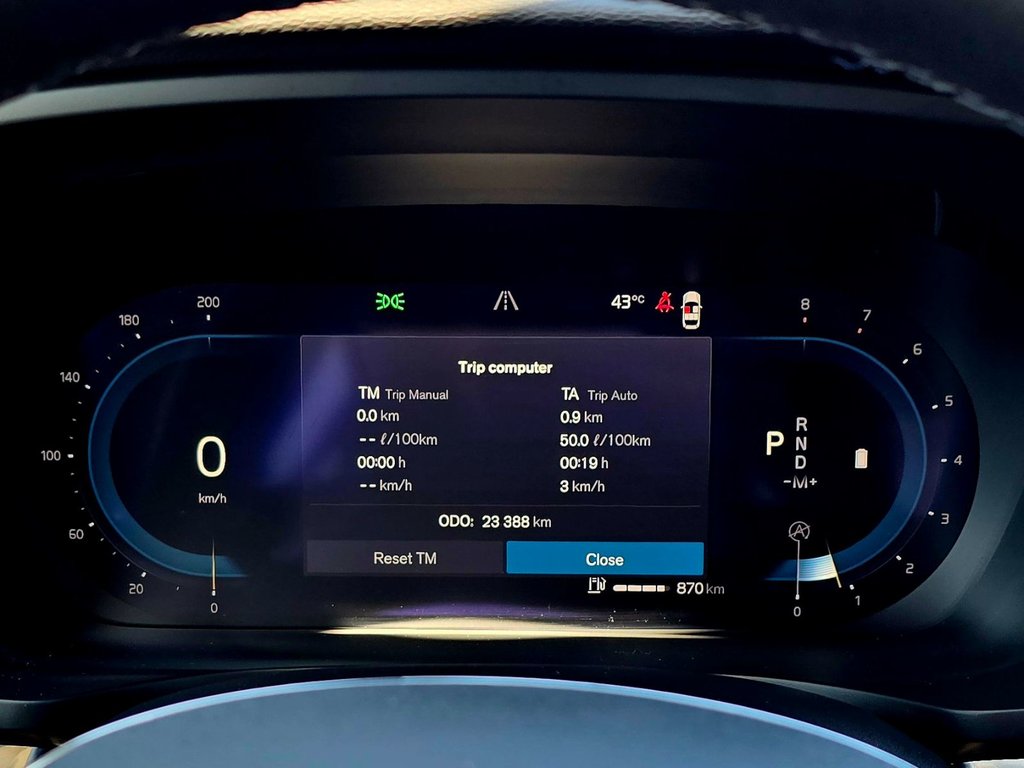 2024 Volvo S60 PLUS DARK THEME-1