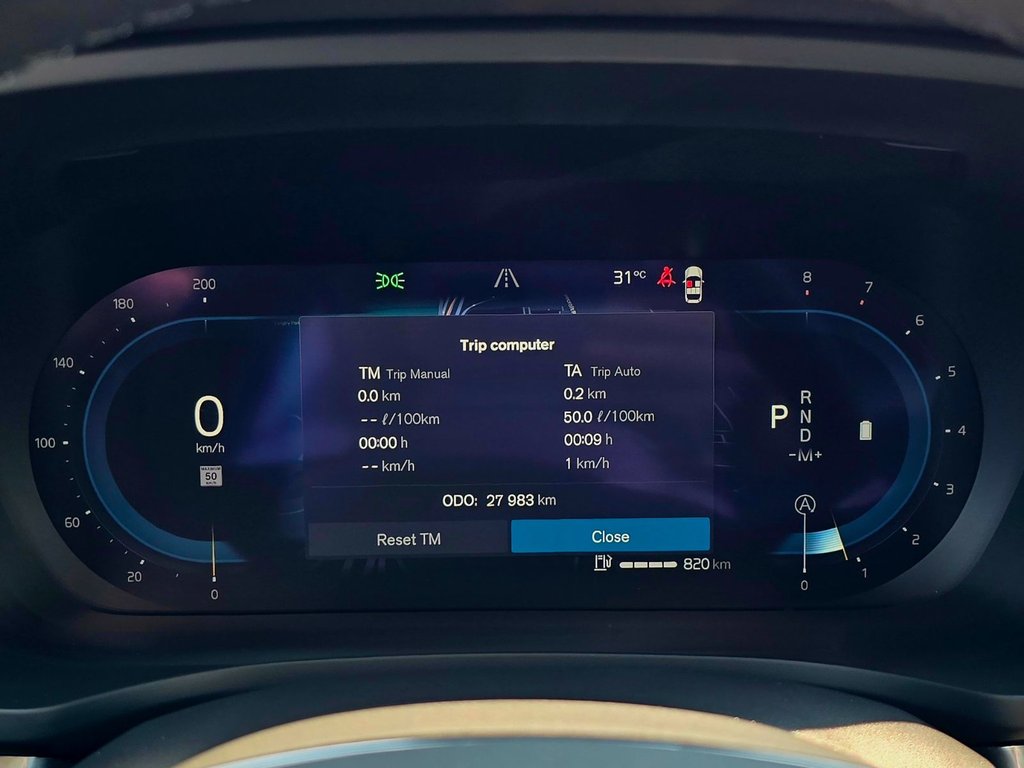 2024 Volvo S60 CORE DARK THEME-1