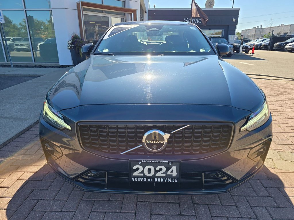 2024 Volvo S60 PLUS DARK THEME-3