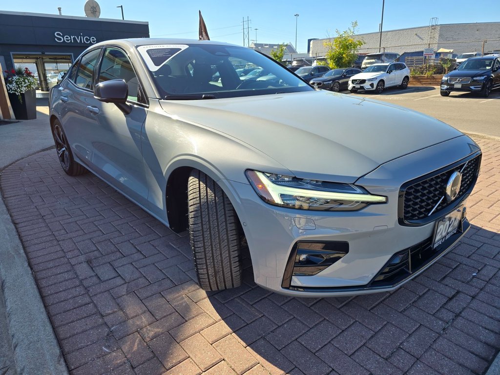 2024 Volvo S60 PLUS DARK THEME-5