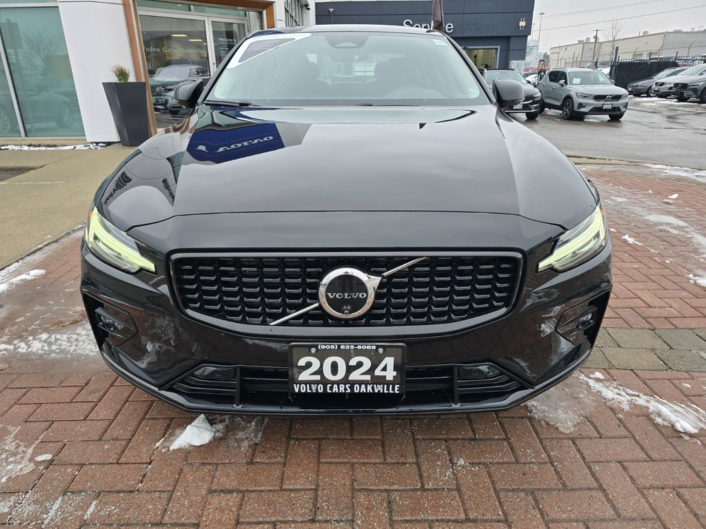 2024 Volvo S60 PLUS DARK THEME-3
