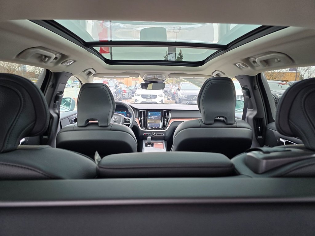 2025 Volvo V60 CROSS COUNTRY PLUS-6