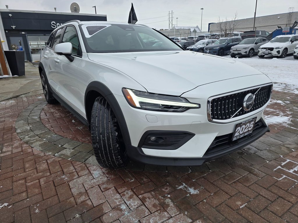 2025 Volvo V60 CROSS COUNTRY PLUS-5