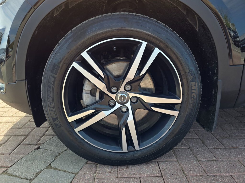 2021 Volvo XC40 R-DESIGN-7