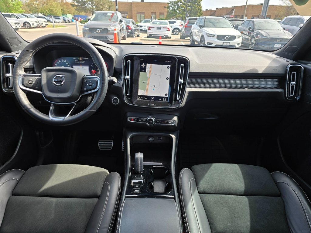 2021 Volvo XC40 R-DESIGN-4