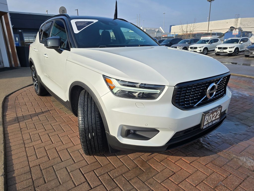 2022 Volvo XC40 R-DESIGN-5