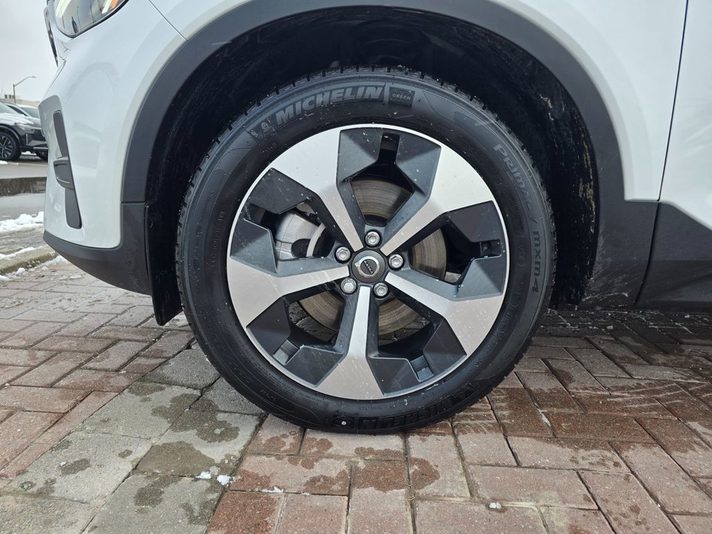 2025 Volvo XC40 CORE BRIGHT THEME-7