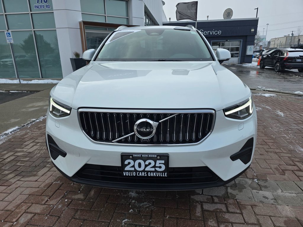 2025 Volvo XC40 CORE BRIGHT THEME-3